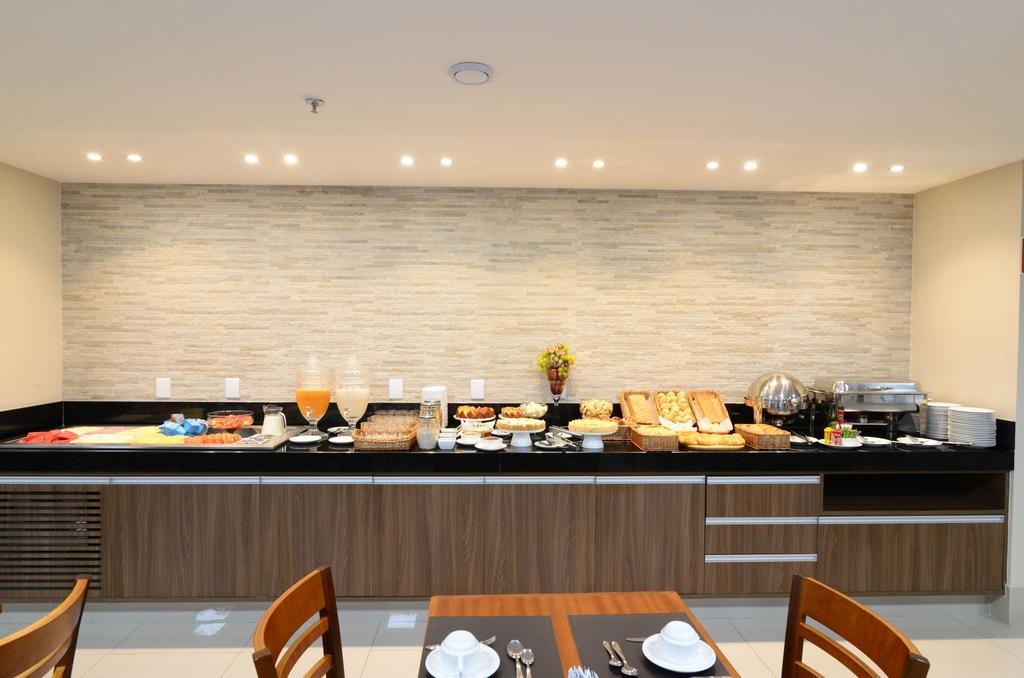 Tulip Inn Vila Velha Vila Velha  Eksteriør billede